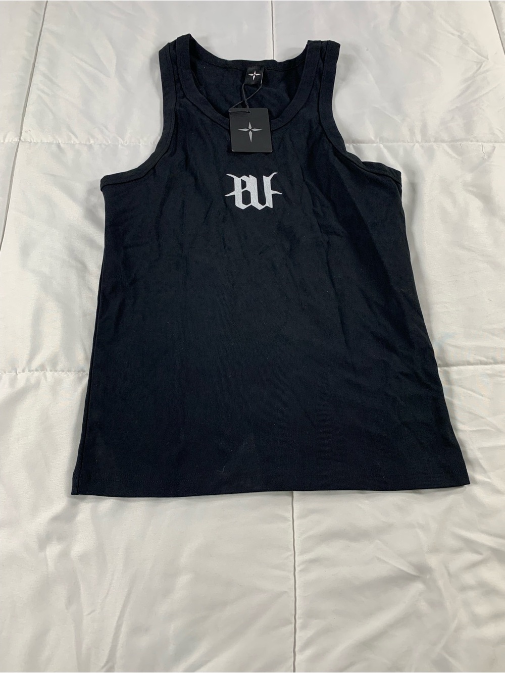 New Beauz signed tank top size L